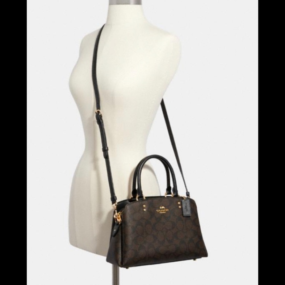 Coach mini carry all brand new - Picture 6 of 7